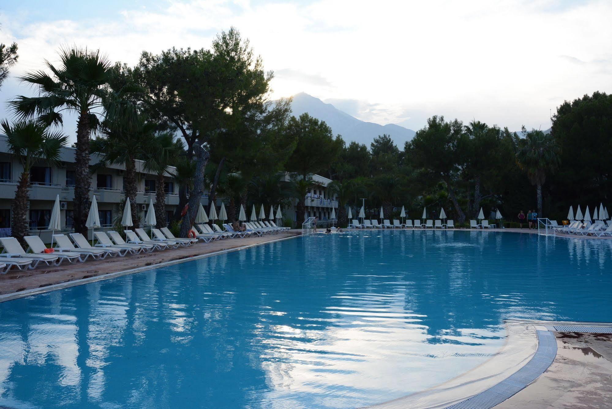 Hotel Fun And Sun Club Saphire Tekirova Exterior foto